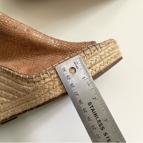 Kenneth Cole Wedges Odette Platform Espadrille beige gold metallic Size 9.5 - Picture 3 of 10